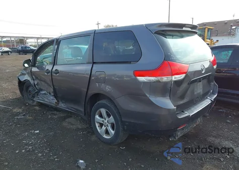 2012 Toyota Sienna Base V6 7 Passenger из США, поврежденный, VIN 5TDZK3DC3CS183595